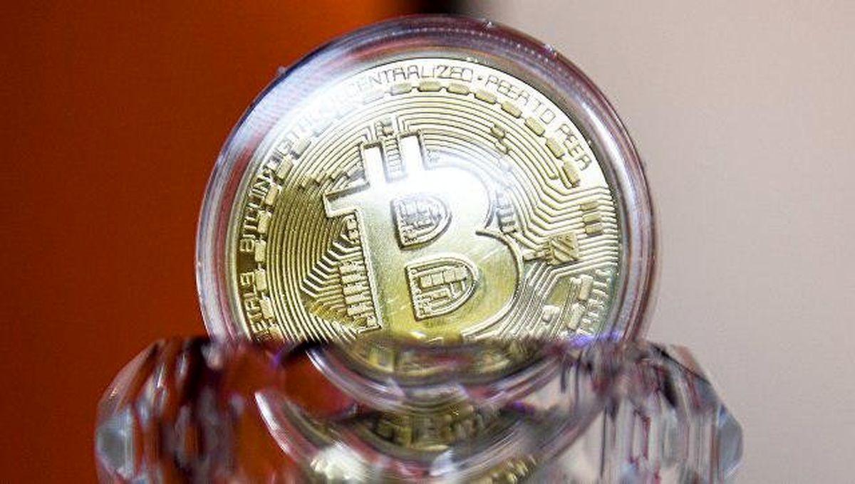 بیت&zwnj;کوین دوباره ۳۲ هزار دلاری شد