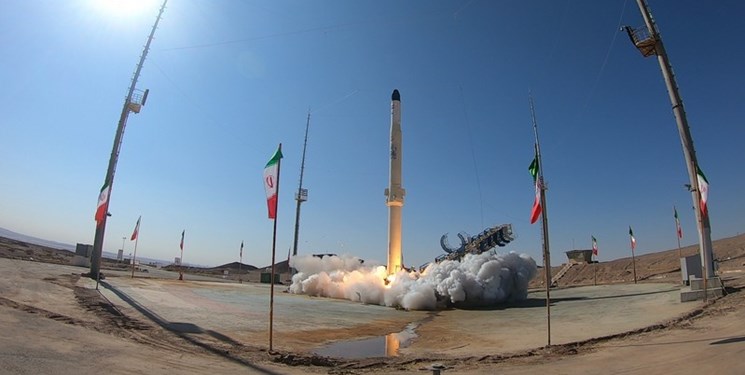 پرتاب ماهواره‌بر ذوالجناح با فنآوری موتور سوخت جامد در کشور