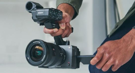 دوربین کامپکت ۳۹۰۰ دلاری برای فیلم‌سازان+ عکس