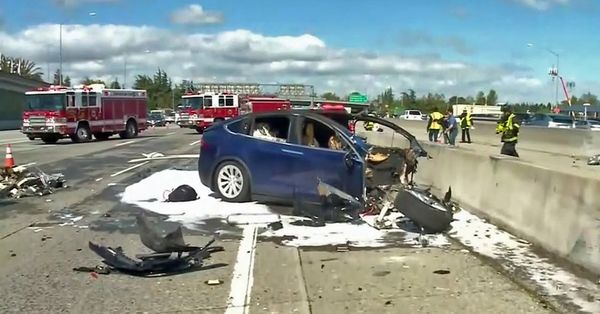 گزارش تصادف و ارسال داده‌های محل سانحه در اتومبیل‌های خودران آمریکا اجباری می‌شود