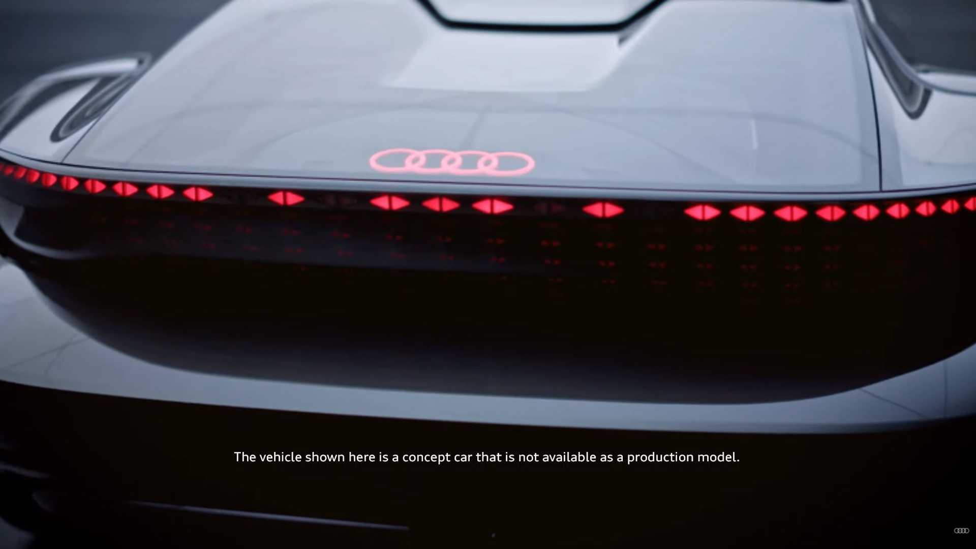رونمایی آئودی از خودرو مفهومی جدید خود با نام skysphere با قابلیت تغییر شکل + فیلم