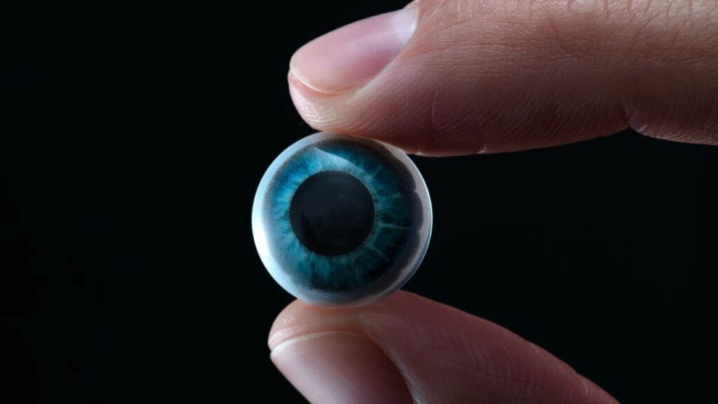 Mojo Vision توسعه لنز تماسی هوشمند خود، یکی از پیشرفته‌ترین گجت‌های سال‌های اخیر را متوقف کرد