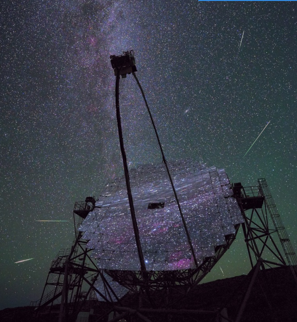 تصویر روز ناسا: انعکاس آسمان پرستاره در آینه تلسکوپ مجیک