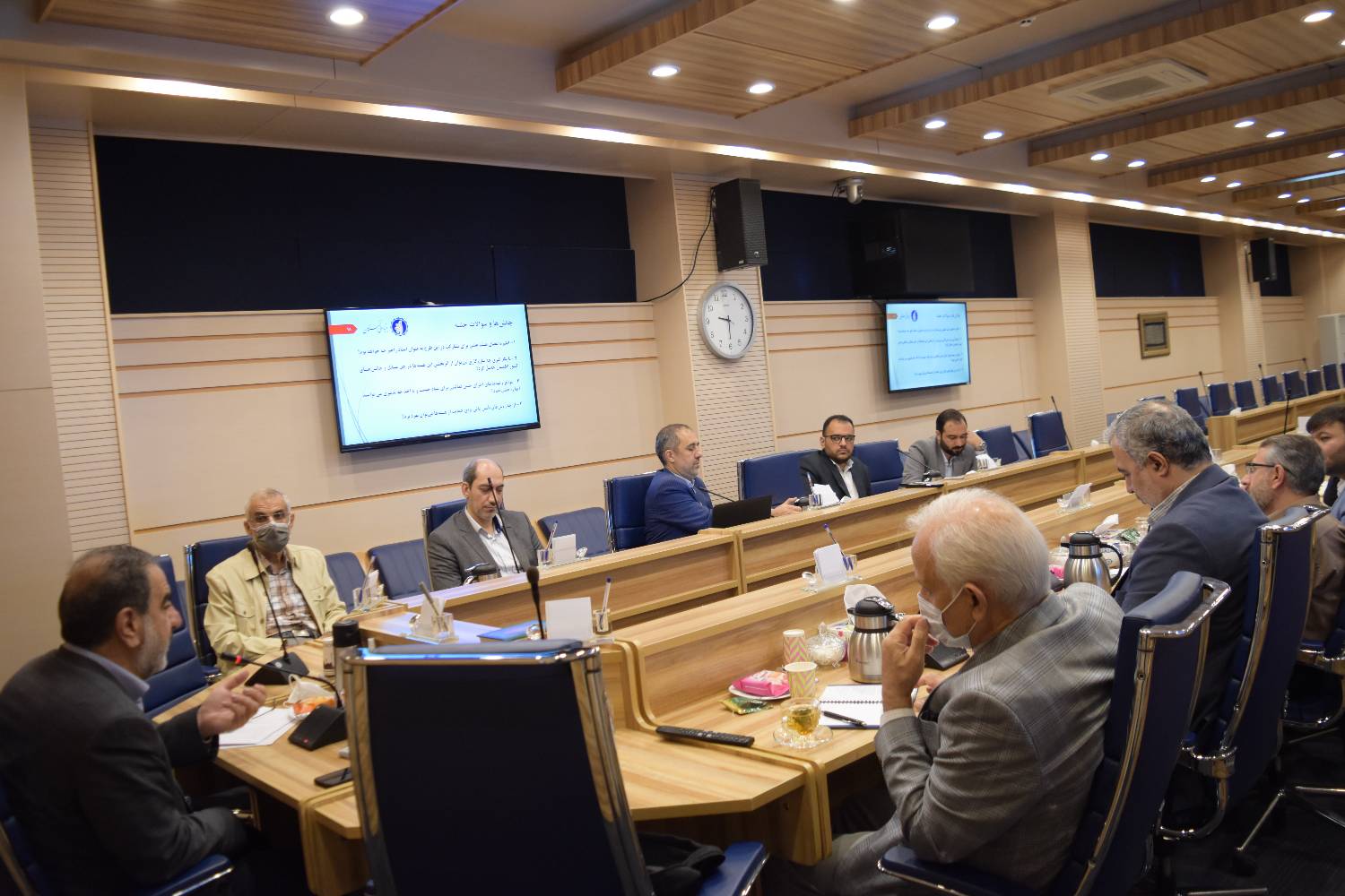 نهادینه کردن جایگاه نخبگان در ساختار حکمرانی کشور از اهمیت بالایی برخوردار است/ ضرورت ایجاد هستههای متشکل از استادان خبره در سیاستگذاری و حکمرانی در کشور نهادینه کردن جایگاه نخبگان در ساختار حکمرانی کشور از اهمیت بالایی برخوردار است/ ضرورت ایجاد هستههای متشکل از استادان خبره در سیاستگذاری و حکمرانی در کشور