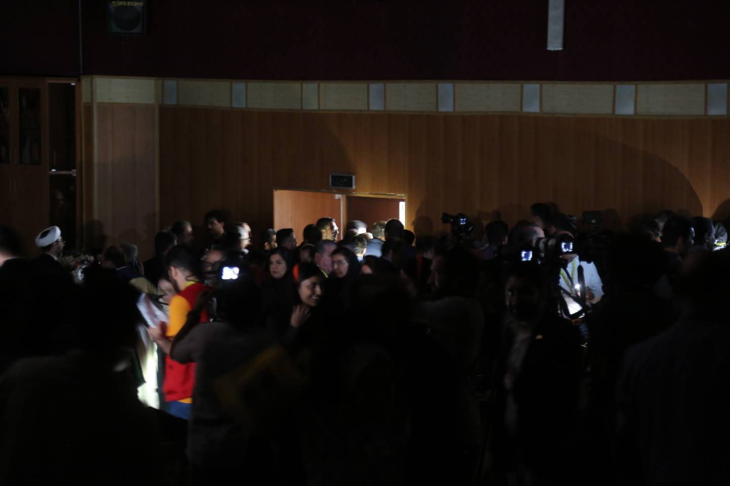 سخنران ناتمام وزیر ارتباطات در نمایشگاه الکامپ