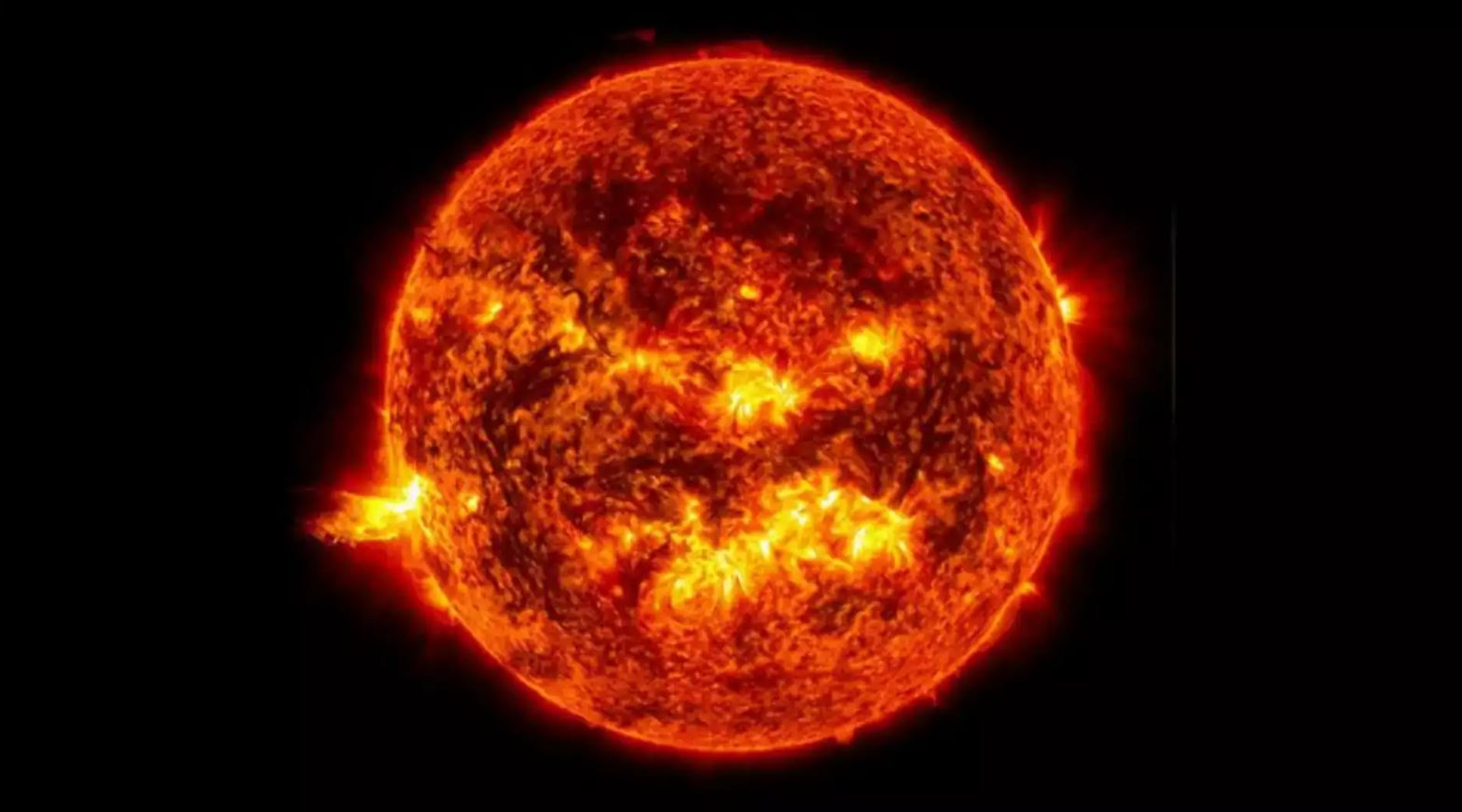 میزان انرژی منتشر شده توسط خورشید رکورد جدیدی را ثبت کرد