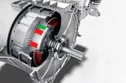 بهبود عملکرد موتورهای الکتریکی با روغن؛ آیا خودروهای برقی هم نیاز به تعویض روغن خواهند داشت
