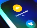 خداحافظی با Airplane Mode؛ استفاده از گوشی تلفن همراه درون هواپیما امکان‌پذیر شد!