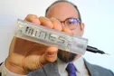 نظارت بر وضعیت بیهوشی بیمار با استفاده از قلم هوشمند